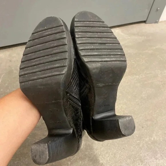 Jose  Saenz booties - Picture 8 of 10